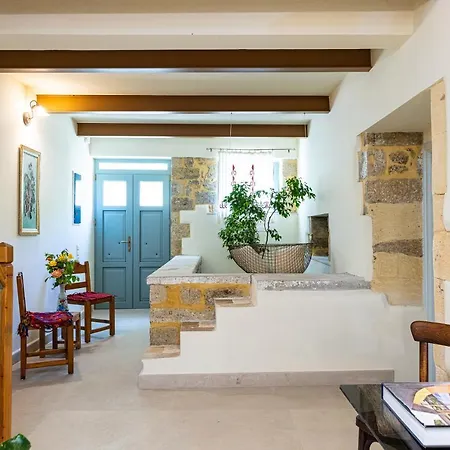 Villa Aprinia *