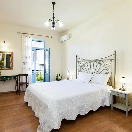 Villa Aprinia Kare